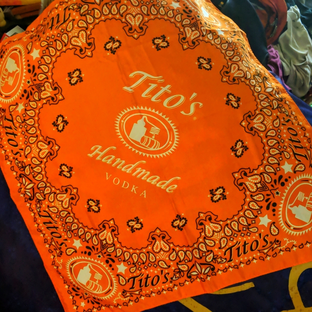 NWOT Tito's Vodka Bandana